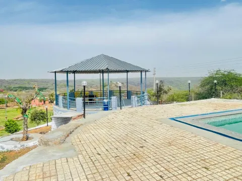 Hill Top Farm House