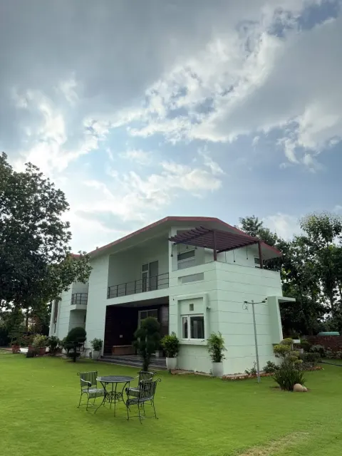 The Gurgaon Farm With Pool