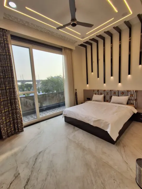 6bhk Farmhouse in Gurgaon