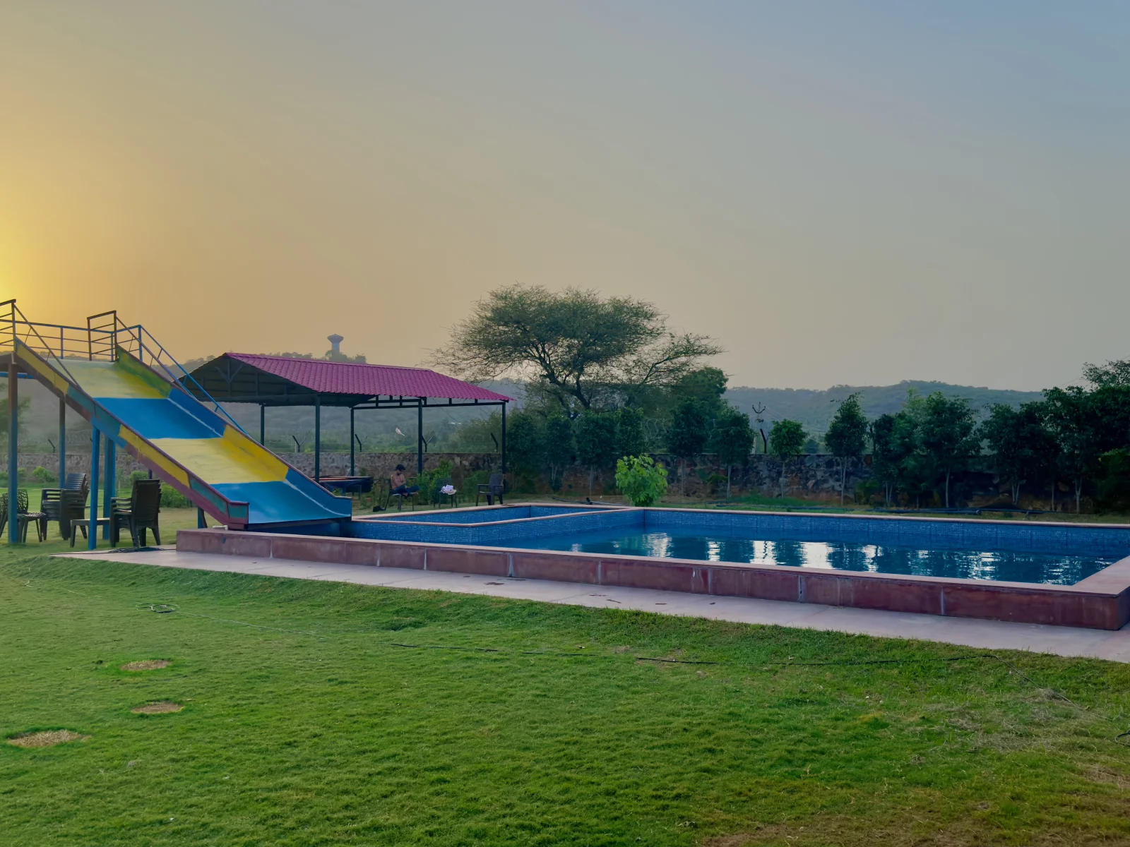 Western Farm House For Party